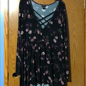 Floral Lattice Front Babydoll Tee